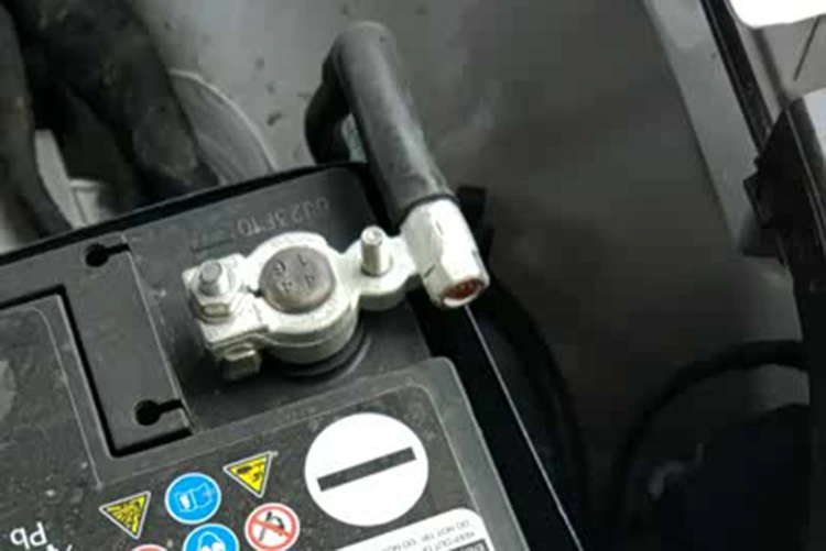Hvad er tre typer batteriterminaler?